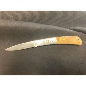 Couteau manche bois et acier avec gravures maçonniques